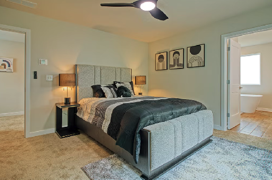 Modern Comfort Meets Convenience in Creekbend Overlook