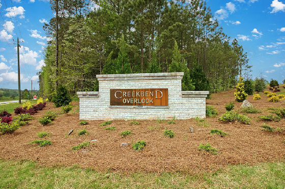 Modern Comfort Meets Convenience in Creekbend Overlook