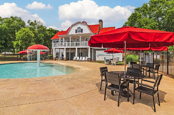 River Walk Farm offers resort-style amenities